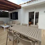 Con Jardin Privado Junto Al Yumbo Апартаменти *