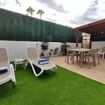 Con Jardin Privado Junto Al Yumbo * 普拉亚戴尔雷安格莱斯