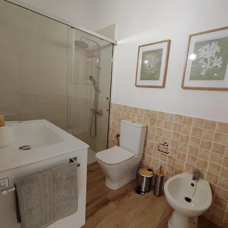 Con Jardin Privado Junto Al Yumbo *