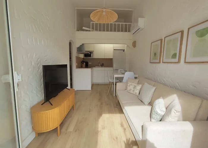 Con Jardin Privado Junto Al Yumbo Playa del Inglés