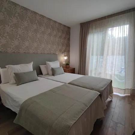 Con Jardin Privado Junto Al Yumbo * Playa del Inglés