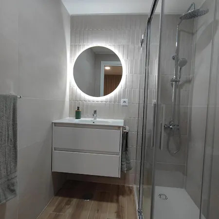 Con Jardin Privado Junto Al Yumbo Apartman *