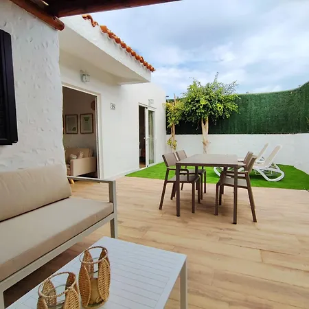 Con Jardin Privado Junto Al Yumbo Playa del Inglés