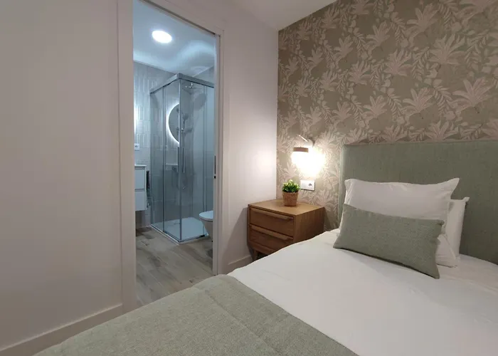 Con Jardin Privado Junto Al Yumbo Apartman