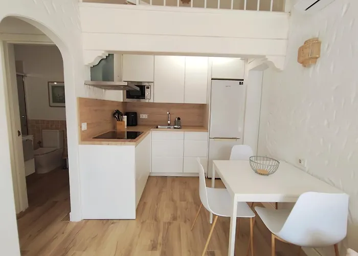 Con Jardin Privado Junto Al Yumbo * Playa del Inglés