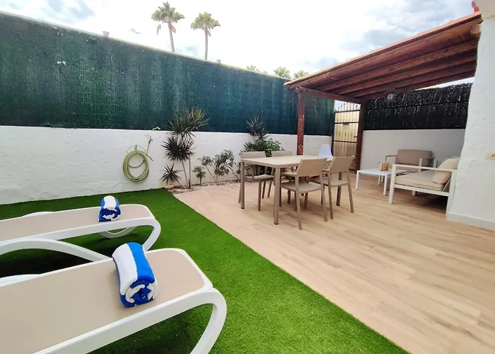 Con Jardin Privado Junto Al Yumbo Apartman